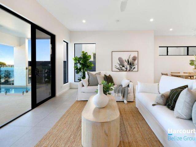 Brand New Luxury Waterfront Home with 17m Quay Line