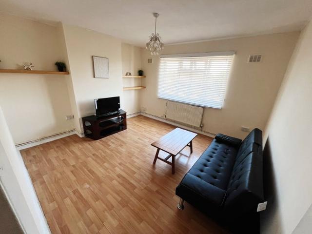 Brand New Luxury 2 Bed Flat In Newbury park