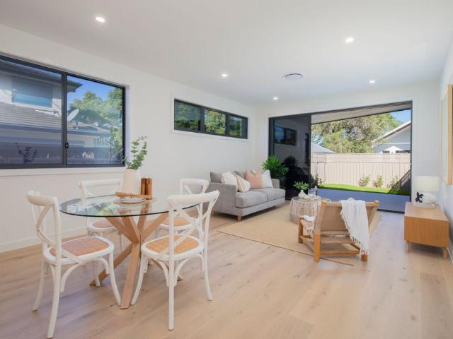 Brand New, Luxury 3 Bedroom Townhouse