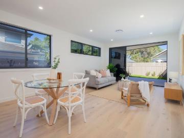 Brand New, Luxury 3 Bedroom Townhouse
