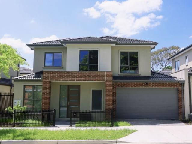 Brand New Luxury 4 Bedroom Townhouse in the Heart of Box Hill Perfect Home
