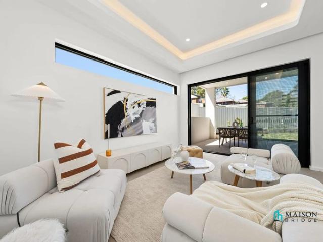 Brand New Luxury 5 Bedroom Duplex with Exceptional Natural Light