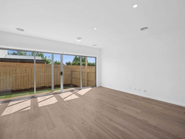 Brand new luxurious Newtown living