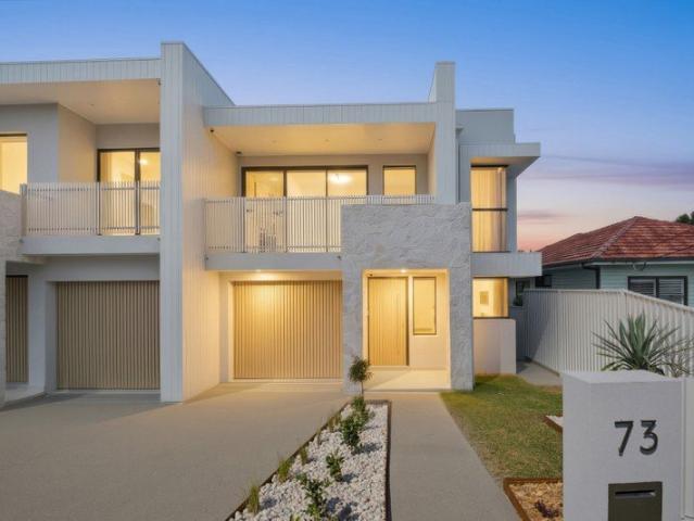 Brand New Luxurious Family Duplex with Stylish Entertaining