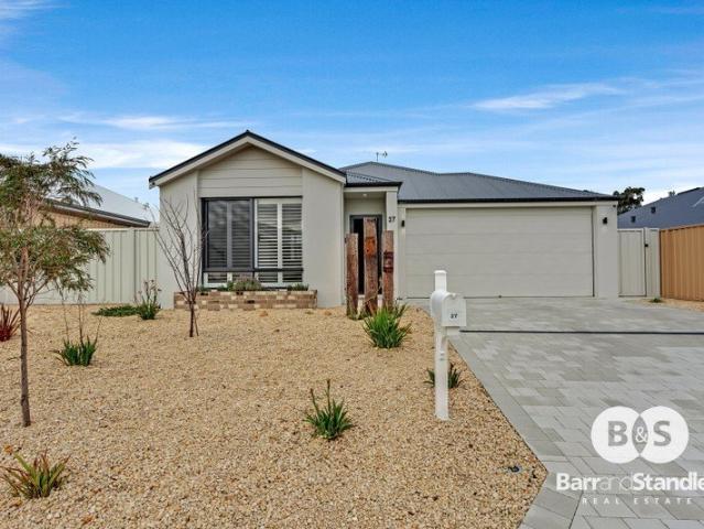Brand New, Move In Ready & Waiting for You