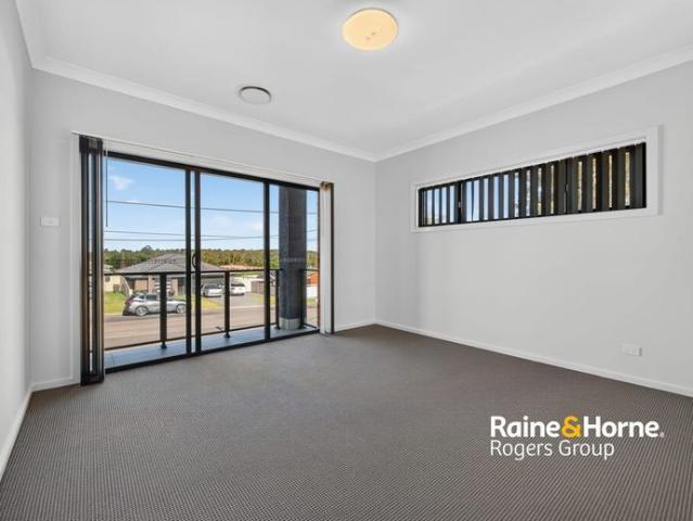 Brand New Modern Multi Level Duplex