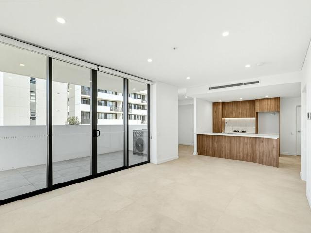 BRAND NEW MODERN ONE BEDROOM APARTMENT