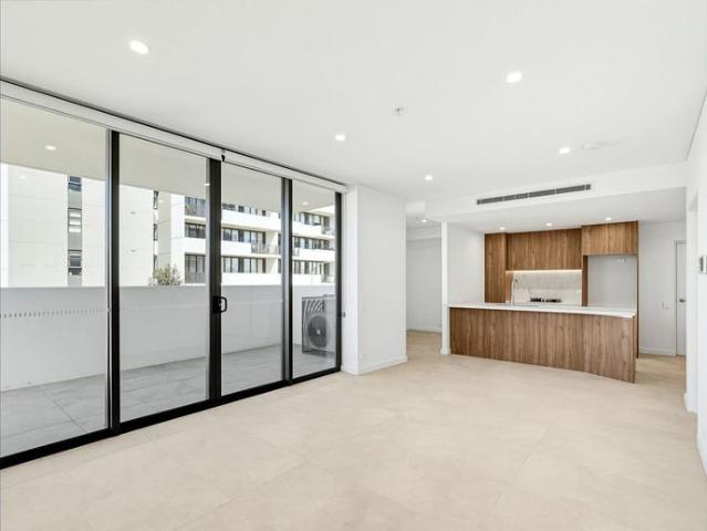 BRAND NEW MODERN ONE BEDROOM APARTMENT