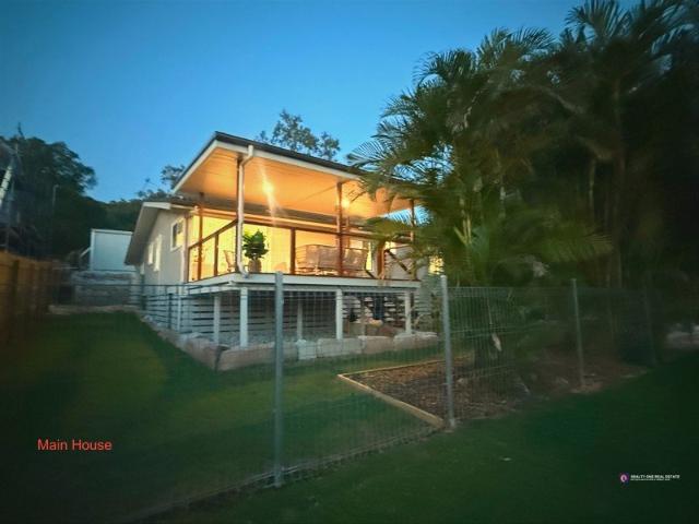 BRAND NEW MODERN CONTEMPORARY Dual Living & Income Potential
