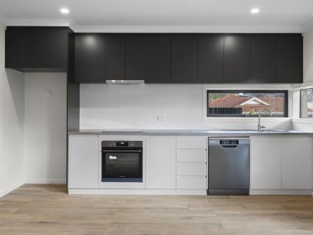 Modern & Convenient Living in the Heart of Greensborough