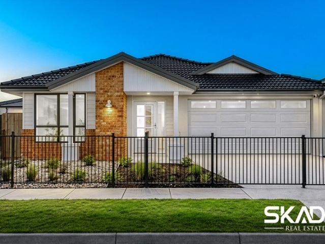 BRAND NEW MODERN DISPLAY HOME WITH GUARANTEED 8% ANNUAL LEASEBACK FOR 2 YEARS & POTENTIAL EXTENTION FOR 2 MORE YEARS.