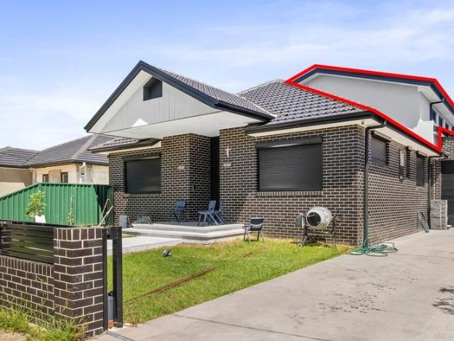 Brand New Modern Furnished 1 Bedroom ROOM ONLY with Ensuite Upper Level Shared Accomodation