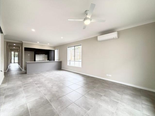 Brand New Modern Family Home in 'The Vale' Burpengary with SOLAR benefit for tenants – For Lease
