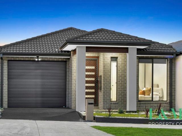 BRAND NEW MODERN FAMILY HOME!