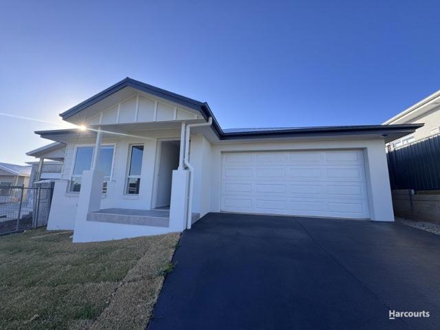 Brand New Modern Family Living with Quality Finishes
