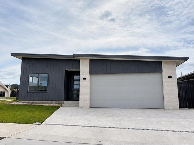 Brand New Modern Home with Space, Style & Comfort