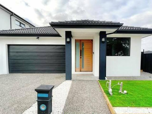 Brand New Modern Living