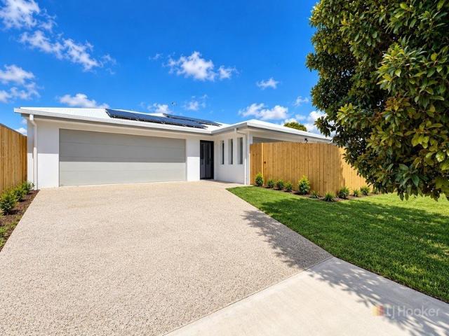 Brand New, Modern Living with Solar!