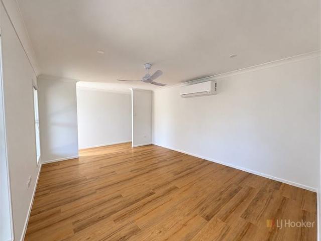 Brand New, Modern Living with Solar!