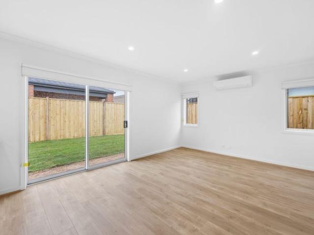 Brand New Modern Living – Be the First to Call 4 Spinosa Road Home