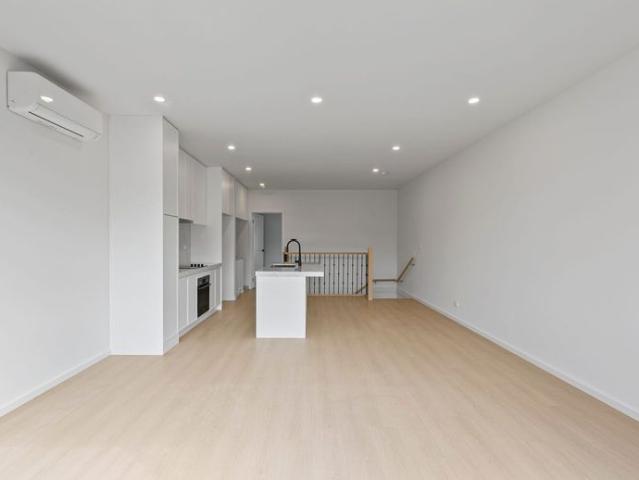 BRAND NEW | MODERN LIVING IN THE HEART OF LILYDALE