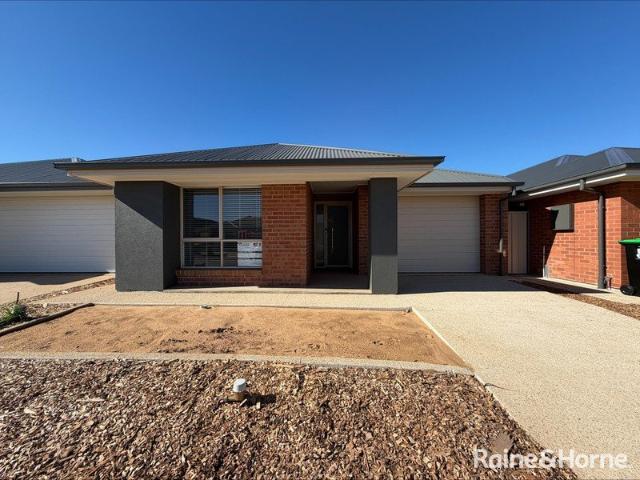 Brand New Modern Living in Munno Para West
