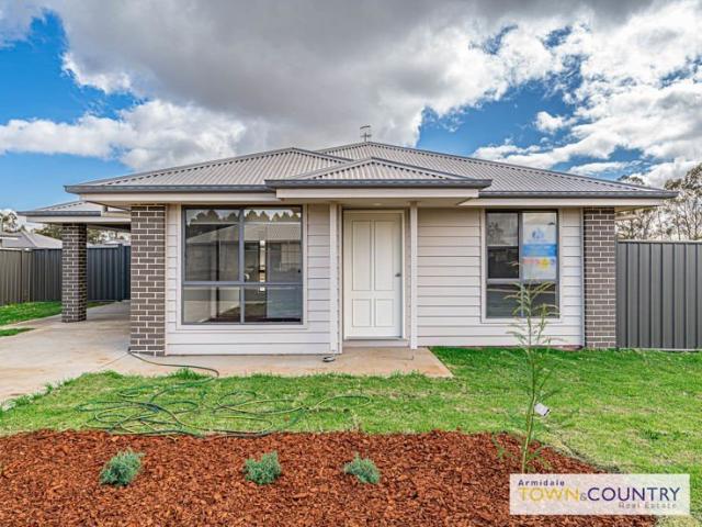 Brand New Modern & Low Maintenance 3 Bedroom Home