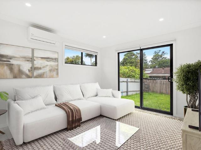 BRAND NEW | Modern & Private Living – Moments from the Lake
