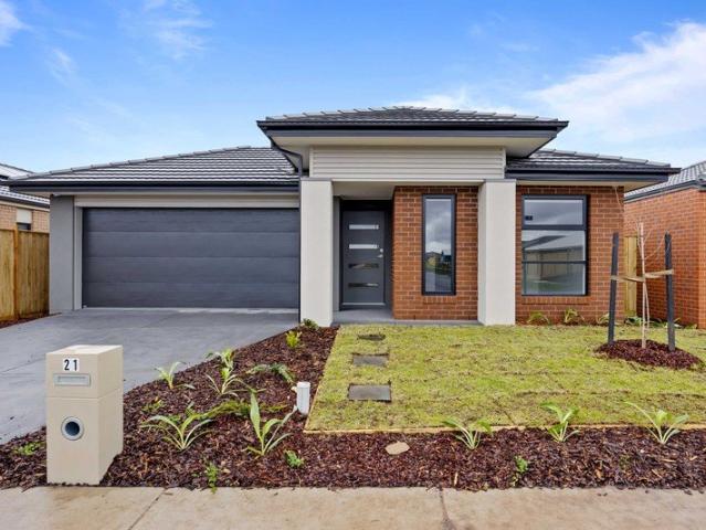 Brand New, Modern & Ready to Enjoy in Winter Valley