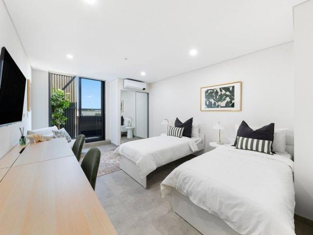 Brand New Modern Studio Fully Furnished + All Bills Included!