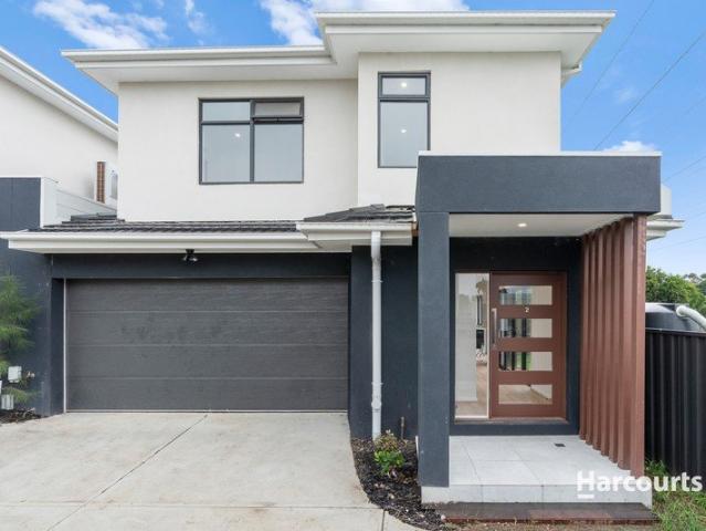 Brand New Modern Townhouse in the Heart of Bundoora