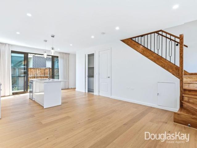 Brand New Modern Townhouse in Prime Sunshine Location