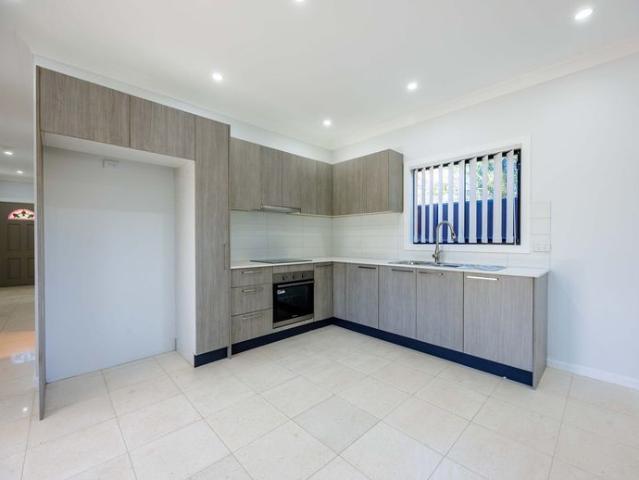 Brand New Modern 2 Bedroom Granny Flat with Private Entry & On Site Secure Parking
