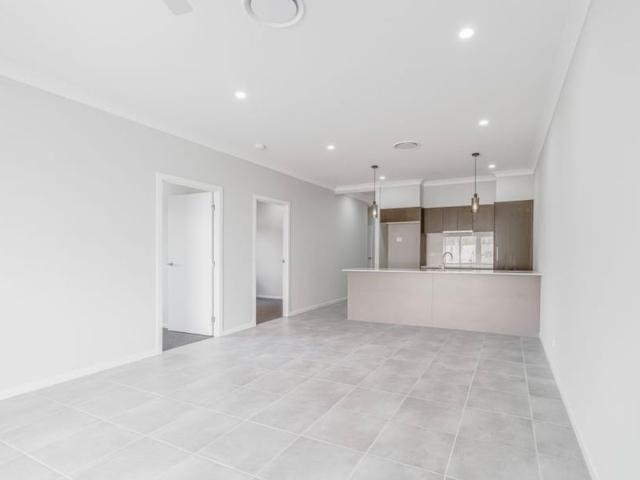 Brand New Modern 4 Bedder Family Home LOW priced set to be gone quick