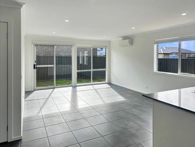 Brand New Modern 4 Bedroom Home with Dual Living