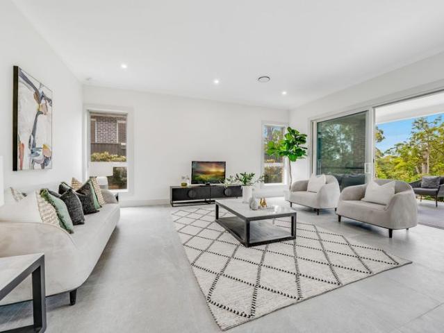 Brand New Masterbuilt home in blue chip street