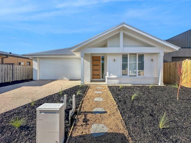Brand New Metricon Home Offering Stylish Family Living