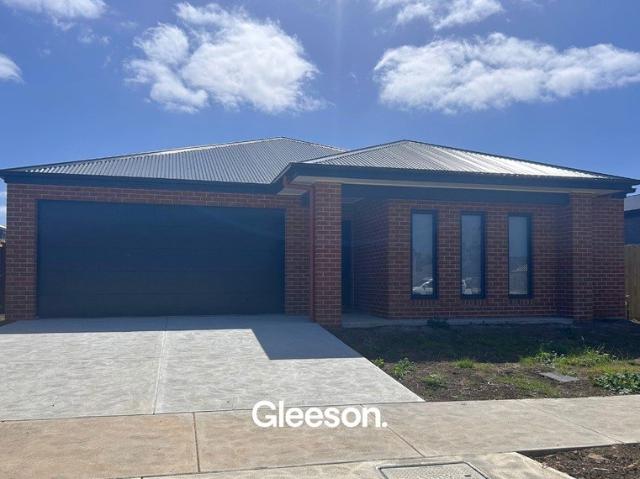 Brand New Novara Build. Perfect Family Home