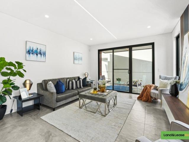 Brand New Northwest Corner Residence Space, Style & Exceptional Quality