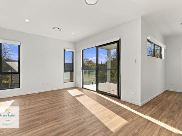 BRAND NEW! SOLAR. DUCTED AIR CONDITIONING. BATH. LIVE AMONG LEAFY STREETS, NATURE TRAILS, AND EXCEPTIONAL CHAPEL HILL TRANQUILLITY