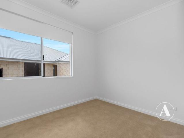 Brand New Secondary Residence in Coastal Two Rocks Front Lawn Mowing Included!