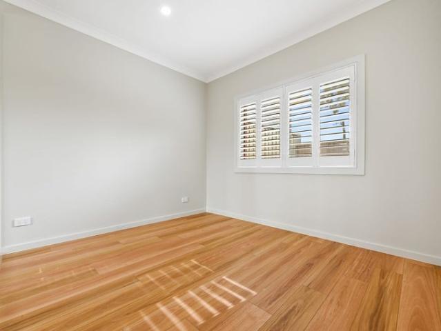 BRAND NEW SINGLE LEVEL GRANNY FLAT IN PRIME LOCATION