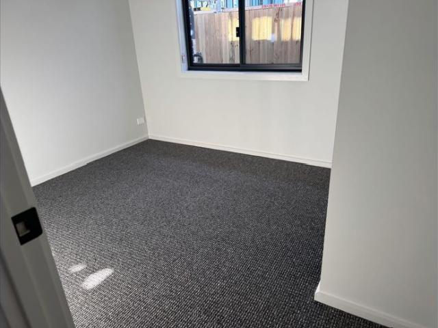 BRAND NEW SINGLE STOREY HOME IN PRIME ROUSE HILL LOCATION