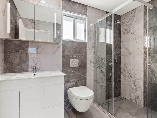 BRAND NEW & SPACIOUS 2 BEDROOM GRANNY FLAT