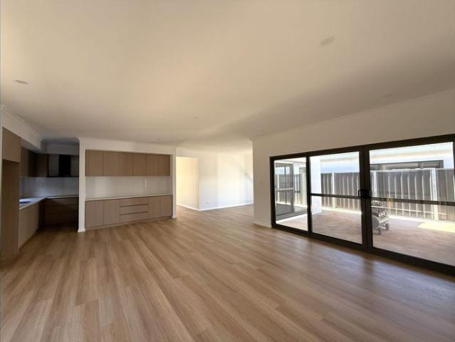Brand new spacious 4x2 available now!