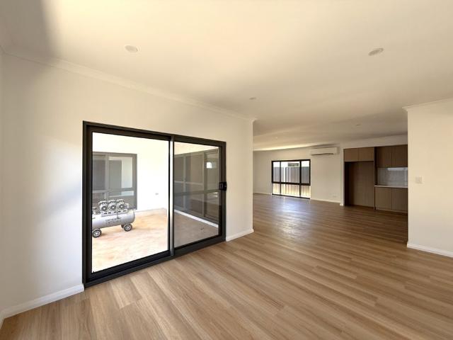 Brand new spacious 4x2 available now!