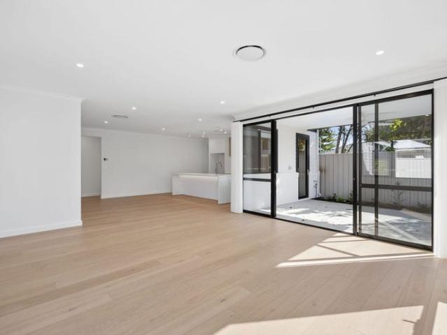 BRAND NEW SPACIOUS 4x2x2 FAMILY HOME IN YOKINE