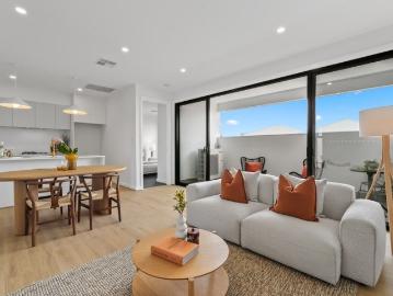 Brand New & Spacious Executive Townhouse