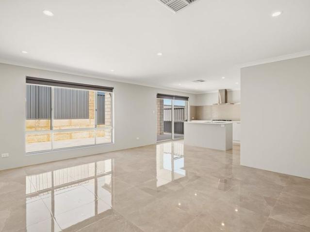 BRAND NEW, SPACIOUS FAMILY HOME