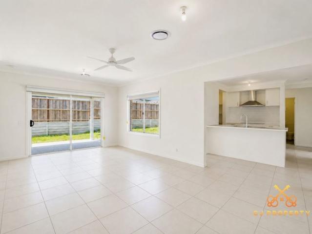 Brand New Spacious Family Home with Ducted Air Conditioning & Premium Kitchen